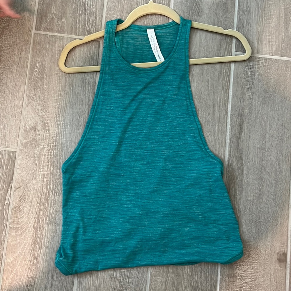 NWOT! Lululemon size 4 tank.